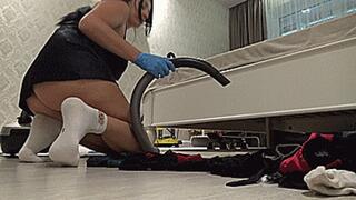 clear the floor of things