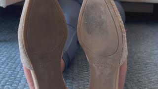 Shylin makes you worship her stinky feet