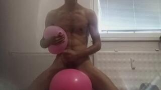 Cum on bigger balloon