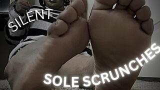 Silent Sole Scrunches