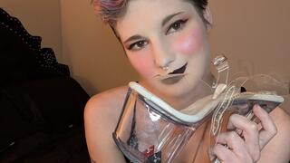 Priestess Poison demonstrates how to play Dungeons and Dragons as their nerdy finsub with a humiliation kink