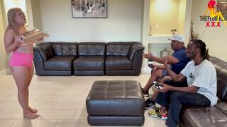 Veronica Cruz the Squirting Pie Girl gets BBC Threesome