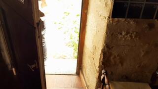 Spying a Girl cleaning with huge buttcrack