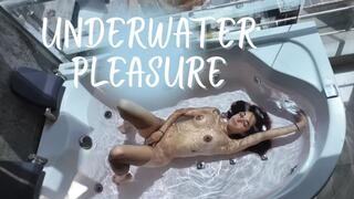 UNDERWATER PLEASURE