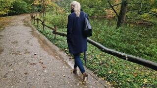 I lose my shoe and nylon feet in the mud HD wmv 1920x1080