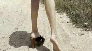 I lost my shoe while walking-8 AVI