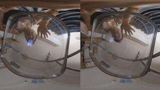 3DVR180 MOMO's big butt flattens the dwarf 1