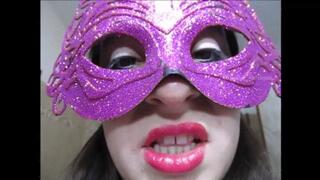 Giantess mangia piccolo schiavo cattivo