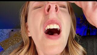 Messy Piggy Sneezes in 4K