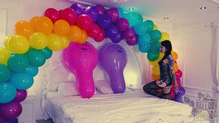 Nina pops the Rainbow garland with a Pin 4K UHD Version