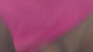 Como me encanta brincar en mi dildo