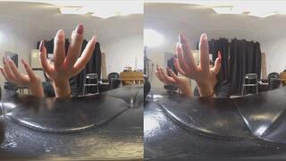 The 3DVR180 female giant shows off her sexy and beautiful fingers