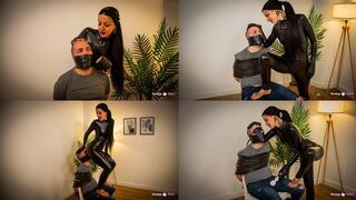 Sexy Psychologist Ties and Teases Her Client - Spanish (sub:English), MP4, FULLHD 1080