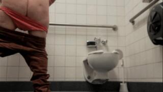 CHUBBY GIRL PUBLIC TOILET DOMINATION