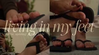 LIVING ON GIANTESS MAYAS FEET