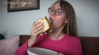 Tuna Sandwich Bloated Belly and Burping 4K: Madalynn eats a thick tuna sandwich and has a soda which bloats her up, and gives her BIG bassy burps to rip for you