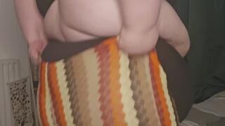 Trying on 'shrunken' clothes p1