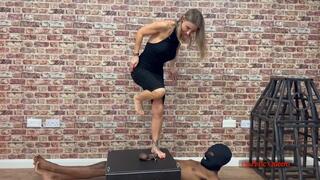 Mistress Vixen - Stomp & Pop! (HD 1080p MP4)