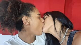 KISSING A NEW GIRL PART 3 BY KAT AND SUZI B, CAM BY ALINE FULL HD