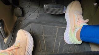 Milah smell my stinky feet after the Gym