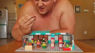 Muscle Giant Takes Over the Grocery Store