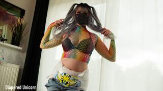 Masturbating in and with my Diaper!