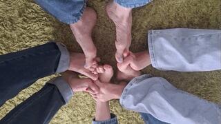 4 pair feet party with toe locking TN