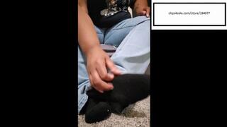 Tootsiequeen23 Itchy itchy feet in black socks