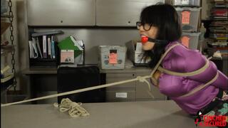 Gigi Lynn - Bitchy Boss Bound Bound By Assistant (WMV Format)