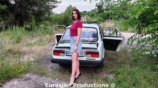 268 B - Jessy cranking & revving old Skoda pedal camera