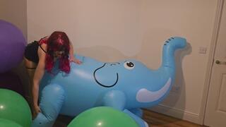 Bouncy Boo Goes on Safari