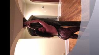 MATURE ANAL SLUT WIFE LOVES GETTING FUCKING HERSELF AND GETTING FUCKED