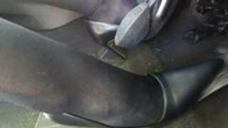 Stephanie's Suprise Hard Rev & Drive - (Pedal View)