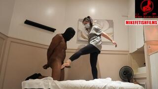 MASSAGE PARLOR HARD BALLKICKING 2