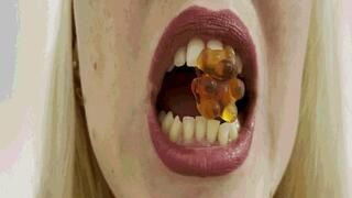Sharp teeth & sweet bears-4 AVI