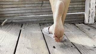 I lost my shoe while walking-13 MP4