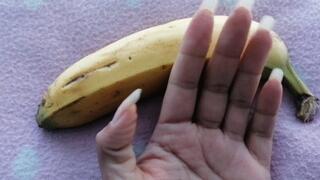 Nails Slicing Banana