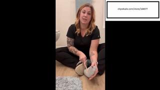 Sommerstimetats uses your toothbrush to itch feet