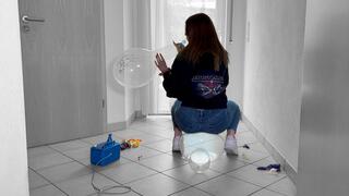 balloon popping with music