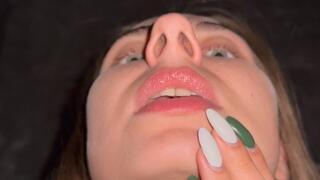 A really big nose (custom video)