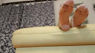 Down at my Feet, stroking up