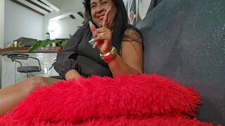 Balbina Big Feet Goddess in Pantyhose