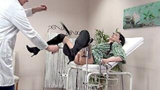 Sissi pussy whip - 2409