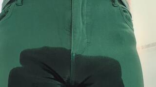 Tight Green Skinny Jeans Wetting