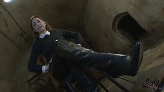 Komm Stiefel lecken - GERMAN