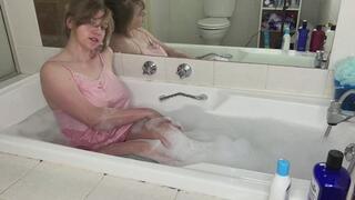 Bath solo and orgasm