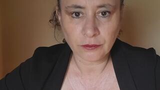 Eres mio. Solo Tara es a quien obedeces y pagas