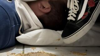 Princess Laura’s Dirty Vans Burger Crush & Slave Humiliation