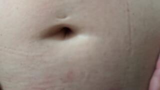 DUTCH BELLY BUTTON STUDY | Jasmine