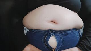 I can't hide my big belly